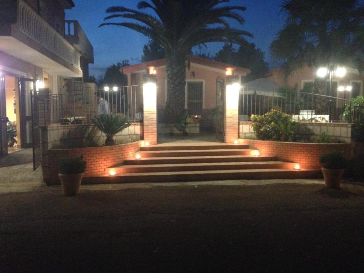 Hotel La Pineta Joppolo Екстериор снимка