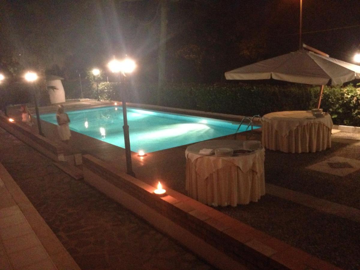 Hotel La Pineta Joppolo Екстериор снимка
