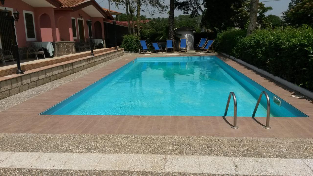 Hotel La Pineta Joppolo Екстериор снимка