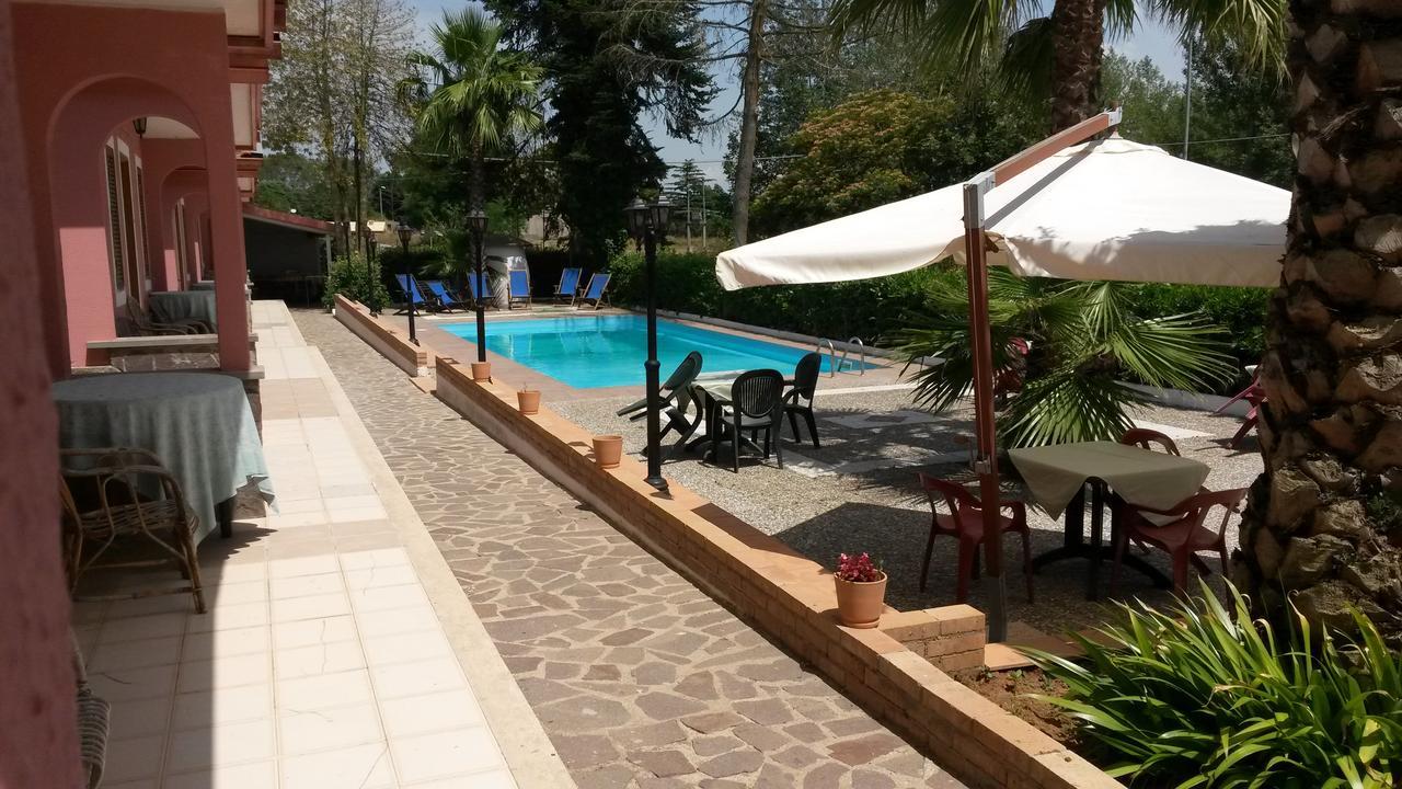 Hotel La Pineta Joppolo Екстериор снимка